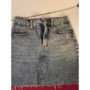 Wild Fable Womens Distressed Denim Mini Skirt Size 0 NEW WITHOUT TAGS